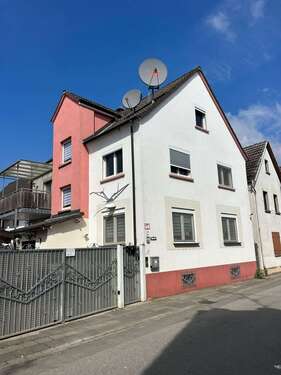 Foto - Haus zum Kaufen in Rüsselsheim 978.000,00 € 295 m²