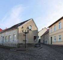 Haus zum Kaufen in Bad Freienwalde (Oder) 99.000,00 € 135.09 m²