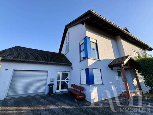 Foto - Haus zum Kaufen in Bechhofen 389.000,00 € 213 m²