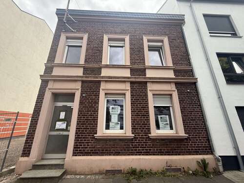 Foto - Haus zum Mieten in Erftstadt 2.200,00 € 145 m²