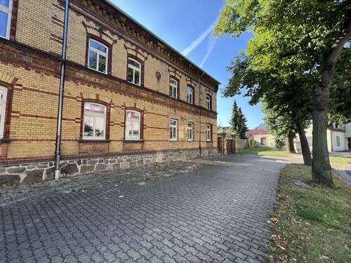 Foto - Haus zum Kaufen in Rackwitz OT Zschortau 850.000,00 € 456 m²