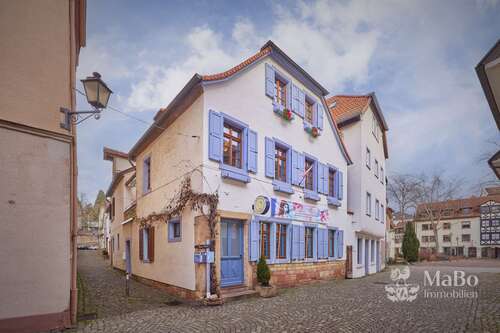 Foto - Haus zum Kaufen in Neustadt an der Weinstraße 480.000,00 € 217 m²