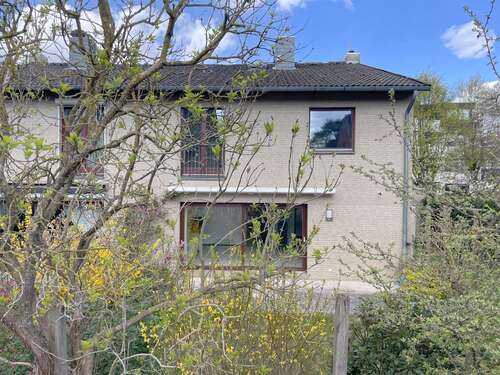 Foto - Haus zum Kaufen in Isernhagen 499.000,00 € 172 m²