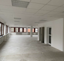 Büro in Hamburg 1.715,50 € 235 m²