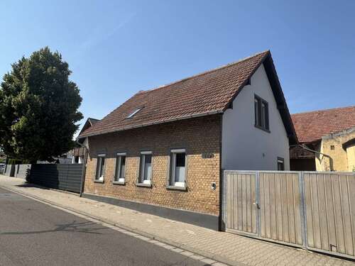 Foto - Haus zum Kaufen in Osthofen 450.000,00 € 119 m²