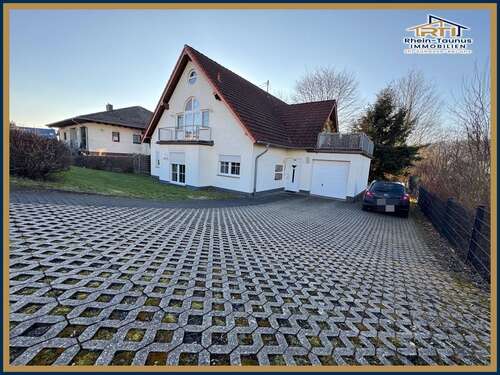 Foto - Haus zum Kaufen in Oberahr 435.000,00 € 250 m²