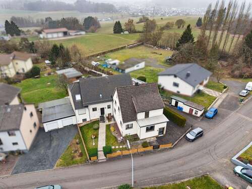 Foto - Haus zum Kaufen in Brandscheid 289.000,00 € 250 m²