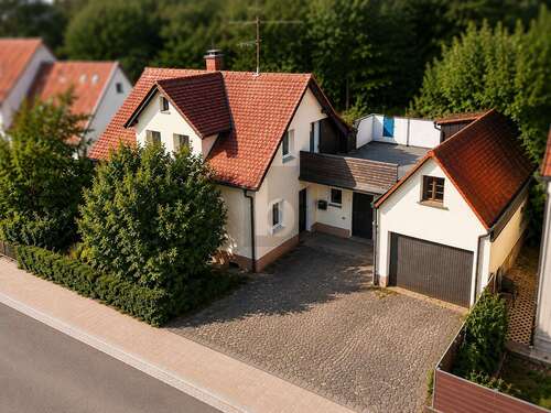 Foto - Haus zum Kaufen in Windsbach 360.000,00 € 91 m²