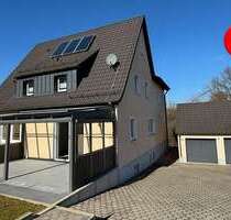 Haus zum Kaufen in Henfenfeld 675.000,00 € 210 m²