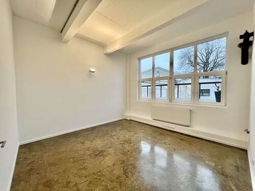 Foto - Büro in Hamburg 700,00 € 33 m² - 700,00&nbsp;EUR Kaltmiete, ca.&nbsp; 33,00&nbsp;m&sup2;