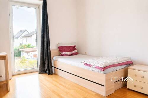Foto - Haus zum Kaufen in Straubing 699.000,00 € 316.82 m²