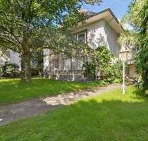 Haus zum Kaufen in Düsseldorf - Angermund 1.950.000,00 € 548 m²