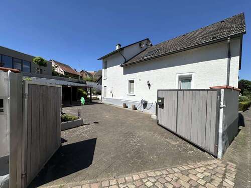 Foto - Haus zum Kaufen in Langenlonsheim 327.000,00 € 150 m²