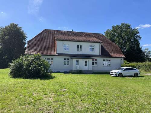 Foto - Haus zum Kaufen in Groß Kiesow 340.000,00 € 279.68 m²