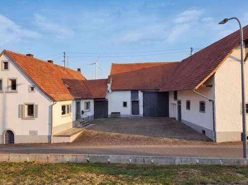 Foto - Haus zum Kaufen in Dörrmoschel 174.000,00 € 114.29 m²