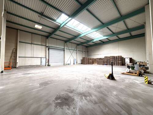 Foto - Halle in Berlin 4.279,00 € 381 m²