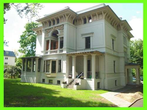 Foto - Wohnung zum Mieten in Glauchau 900,00 € 141.3 m²