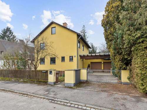Foto - Haus zum Kaufen in München 1.300.000,00 € 136.44 m²