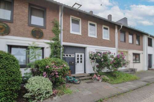 Foto - Haus zum Kaufen in Seelze 249.000,00 € 143.5 m²