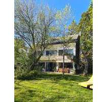 Haus zum Kaufen in Neuried 2.150.000,00 € 240 m²