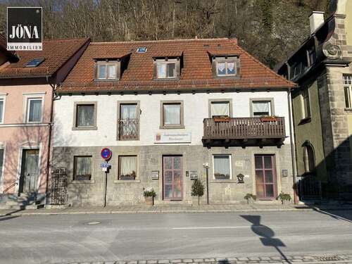 Foto - Haus zum Kaufen in Bad Berneck im Fichtelgebirge 168.000,00 € 197 m²