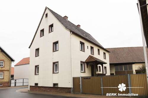 Foto - Haus zum Kaufen in Mömlingen 335.000,00 € 196.06 m²