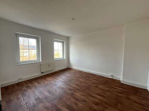 Foto - Wohnung zum Mieten in Groß Schacksdorf 289,00 € 59 m²
