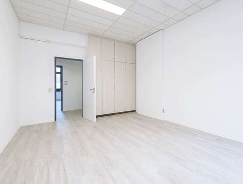 Foto - Büro in Nürnberg 661,00 € 27.66 m²