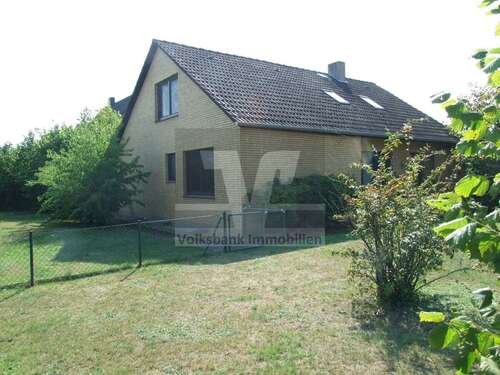 Foto - Haus zum Kaufen in Edemissen Plockhorst 365.000,00 € 165 m²