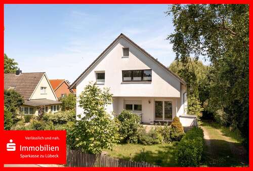 Foto - Haus zum Kaufen in Scharbeutz 650.000,00 € 268 m²