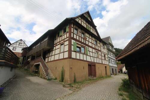 Foto - Haus zum Kaufen in Gernsbach-Reichental 135.000,00 € 180 m²