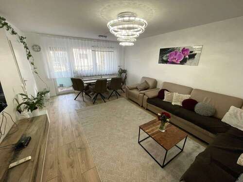 Foto - Wohnung zum Kaufen in Erdmannhausen 239.000,00 € 80 m²