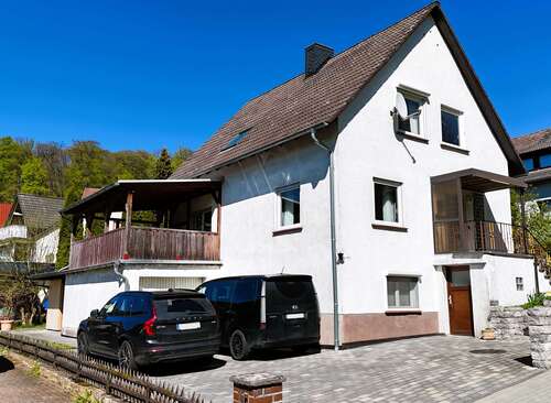 Foto - Haus zum Kaufen in Helsa-Wickenrode 239.000,00 € 145 m²