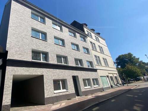 Foto - Haus zum Mieten in Neumünster 10.000,00 € 598 m²