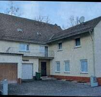Haus zum Kaufen in Neckarbischofsheim 205.000,00 € 200 m²