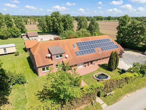 Foto - Haus zum Kaufen in Bockhorn 1.699.000,00 € 650 m²