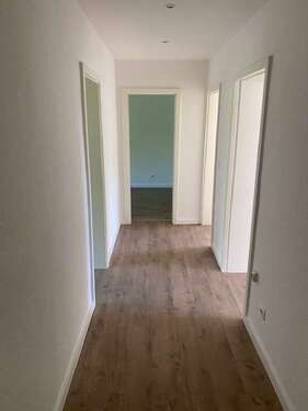 Foto - Wohnung zum Mieten in Rötha 370,00 € 63.58 m²