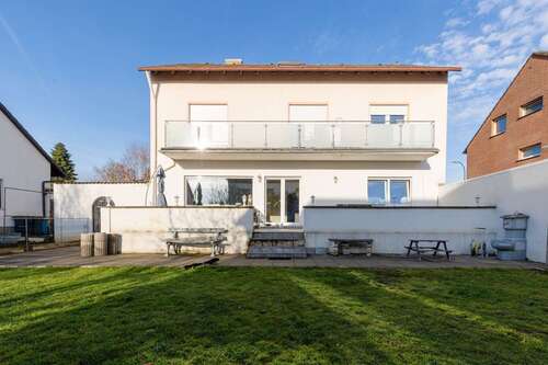 Foto - Haus zum Kaufen in Frankfurt am Main 1.095.000,00 € 264 m²