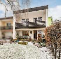 Haus zum Kaufen in Berlin-Buckow 440.000,00 € 101.03 m²