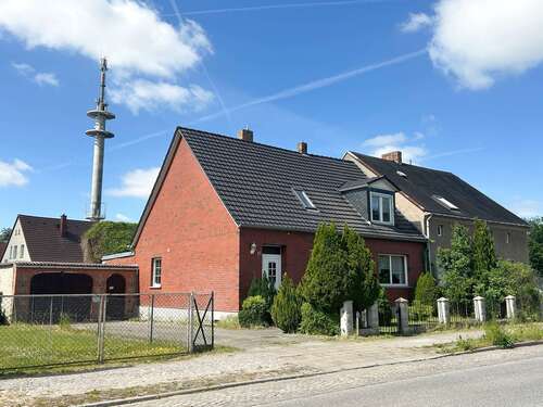 Foto - Haus zum Kaufen in Perleberg 199.000,00 € 150 m²