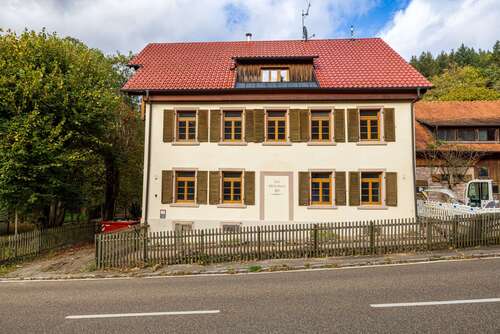 Foto - Haus zum Kaufen in Baden-Baden 1.190.000,00 € 600 m²