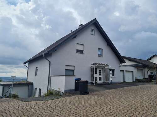 Foto - Wohnung zum Mieten in Nickenich 820,00 € 103 m²