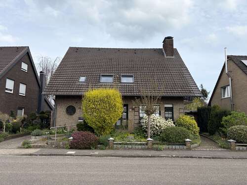 Foto - Haus zum Kaufen in Rheinberg 447.800,00 € 174.59 m²