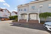 Haus zum Kaufen in Eggenstein-Leopoldshafen 1.389.000,00 € 410 m²