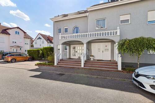 Foto - Haus zum Kaufen in Eggenstein-Leopoldshafen 1.389.000,00 € 410 m²