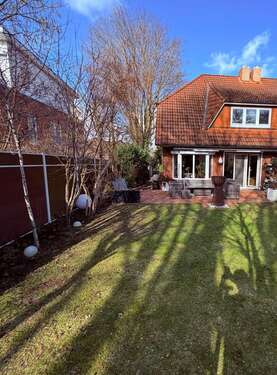 Foto - Haus zum Kaufen in Hamburg 739.000,00 € 140 m²