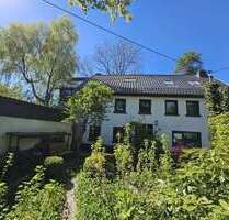 Haus zum Kaufen in Hellenthal 325.000,00 € 244 m²
