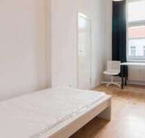 WG-Zimmer in Berlin 680,00 € 14 m²