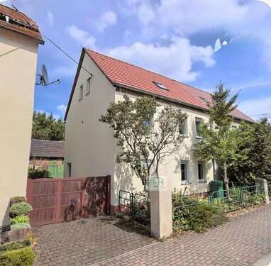 Foto - Haus zum Kaufen in Muldestausee Mühlbeck 166.000,00 € 130 m²