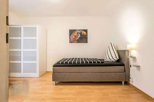 Foto - WG-Zimmer in Frankfurt am Main 750,00 € 17 m²